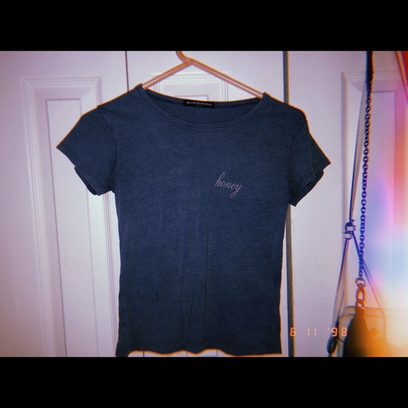 Brandy Melville “Honey” Crop Top - Picture 1 of 2